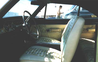 Interior of the 318 Mod Top