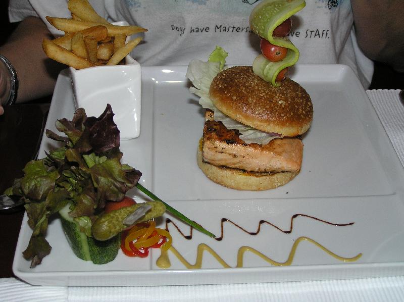 818369
12/25/06 7:38 AM
2288 x 1712
Flash fired, auto
9.9mm
1/60s
3.2

Multi-segment
OLYMPUS CORPORATION
C765UZ
